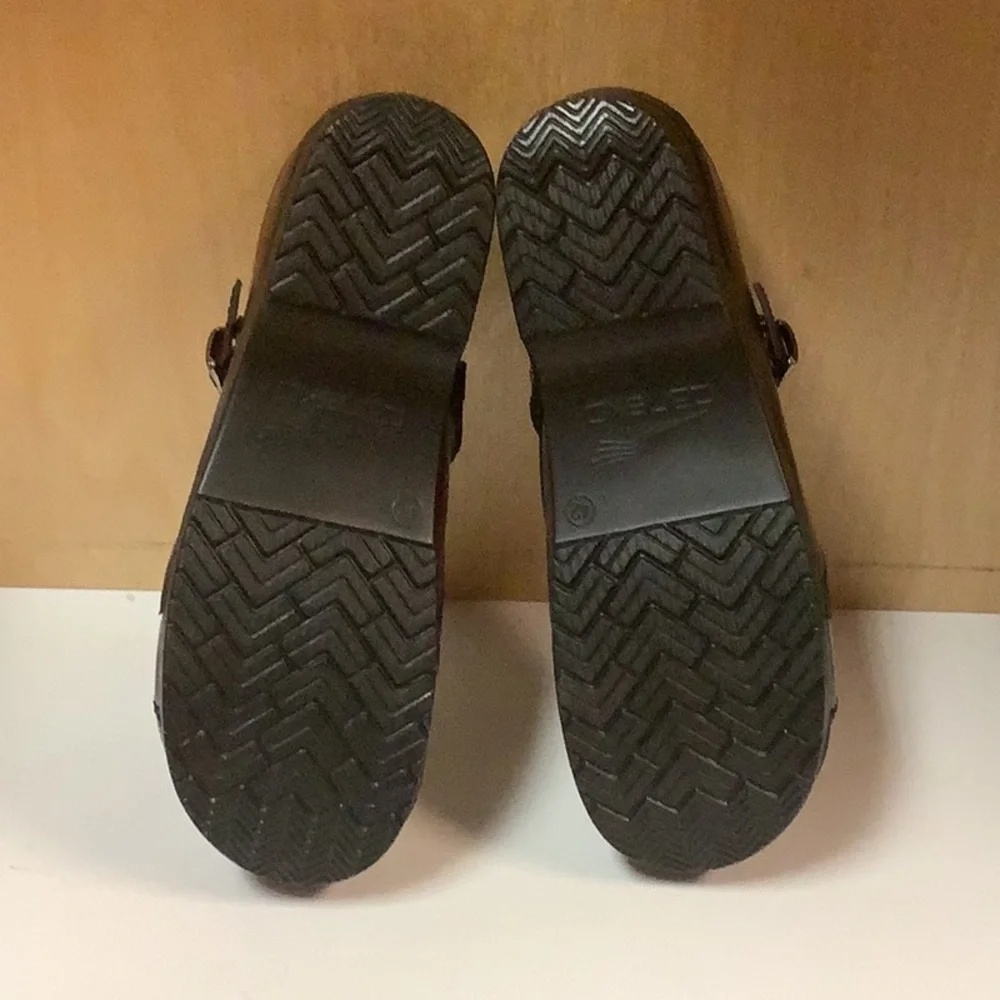 Dansko Marcelle Cabrio Cordovan - Picture 4 of 5